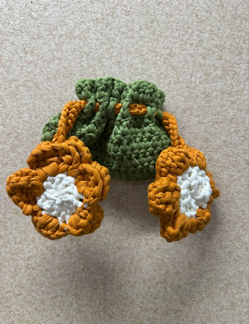 petal pouch